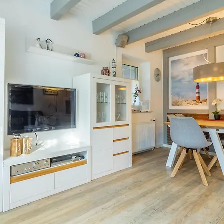 Alana Holiday home Hooksiel